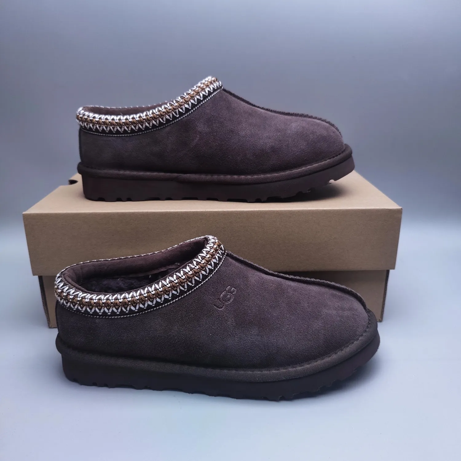 💰440 UGG sheepskin one-piece snow boots for women 5955 men's shoes 5950 one-legged home style for men and women Color: Maroon Black Sand Gray Chocolate Number: 35-45